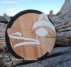 18" Wolf, beautiful thick circular cedar art by Bear (Doug) Horne