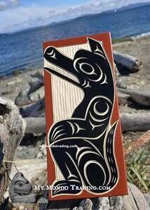 Perfect gift idea: Wolf, hand carved and authentic Shane Flood Baker art